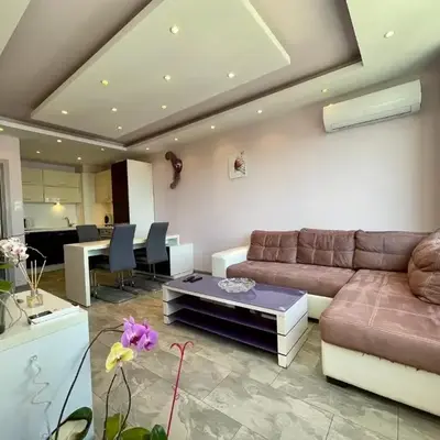 Апартамент Чаролит / Apartment Charoite