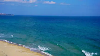 an aerial view of a beach with the ocean at Апартамент Бийч Вю Обзор - Apartment Beach View Obzor in Obzor