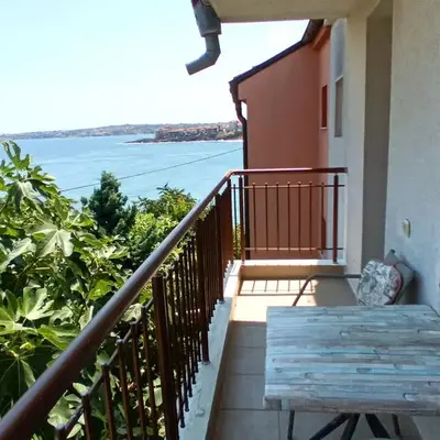 Farlalievi Guest House
