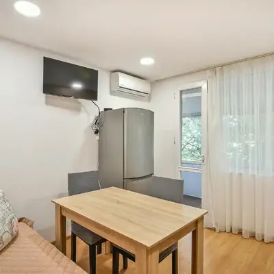Hideout in heart of Varna with WiFi