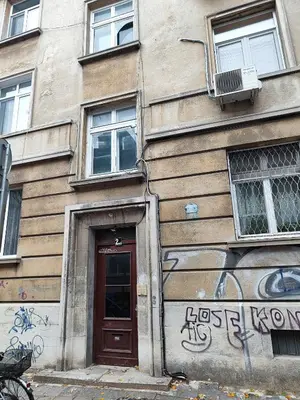 a building with graffiti on the side of it at Podslon Varna Vibes in Varna City