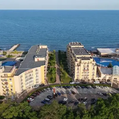 DL Apartments