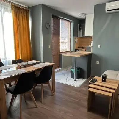 Apartment Alex - Апартамент Алекс