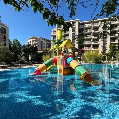 Studio/free yoga&aqua aerobic