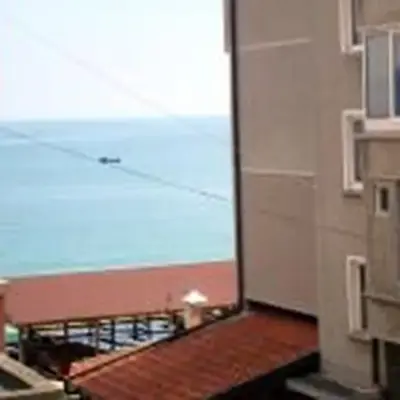 Apartment Geni