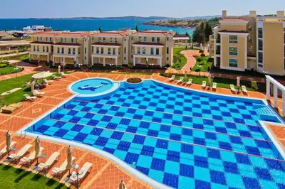 an overhead view of a swimming pool in a resort at Solea Studio in Chernomorets
