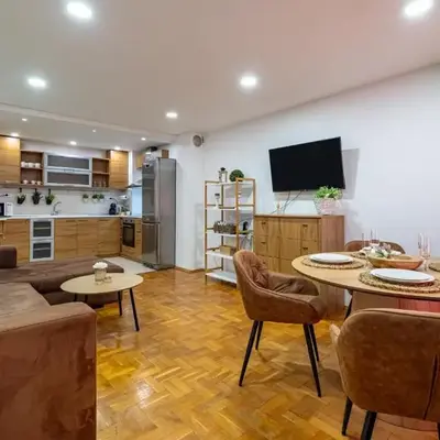 Sunny apartment in the center of Varna for 5Guests