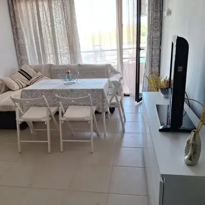 Condo Santosha on the beach