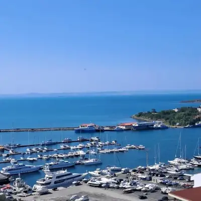 Sea view apartment
