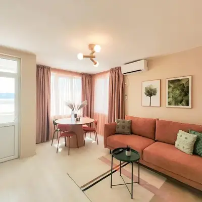Marina's Flat