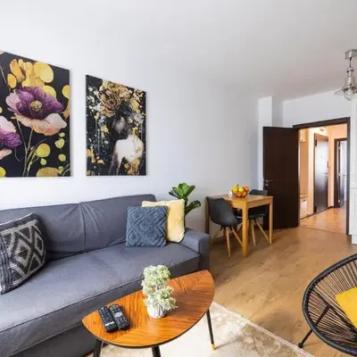 Chic Downtown Flat