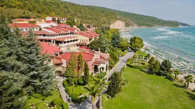 an aerial view of a resort next to the ocean at Villas Elenite in Elenite
