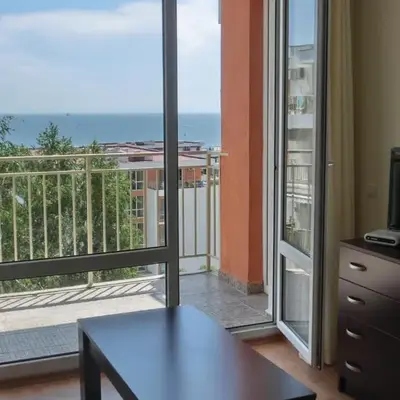 Sea View Crown apartment on complex with pools and beach