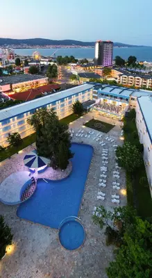 an overhead view of a building with a pool at Hotel Azurro - All Inclusive in Sunny Beach
