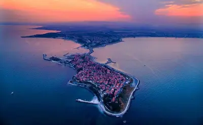 an island in the middle of the water at Apartament CACAO RESIDENCE in Sunny Beach