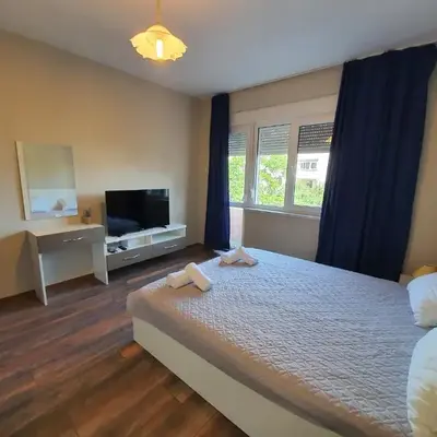 Danny apartment