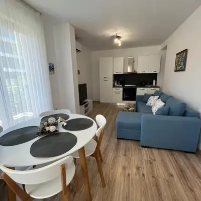 Azzurro Premium Apartment on Bulevard Bogoridi