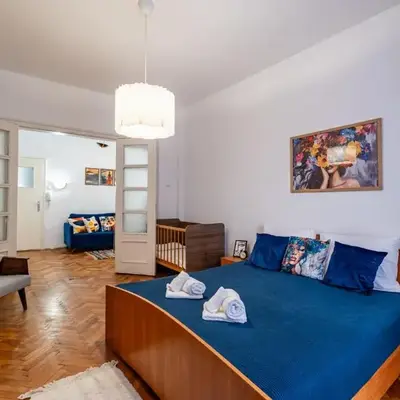 Lovely Art apartment - Victory